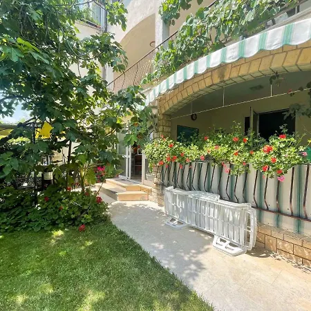 Apartament In - Istrien 41350