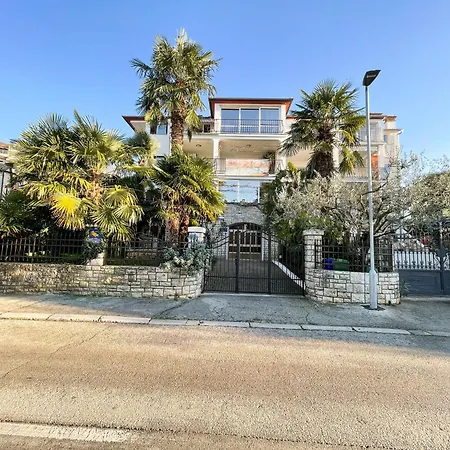 Apartament In - Istrien 41350